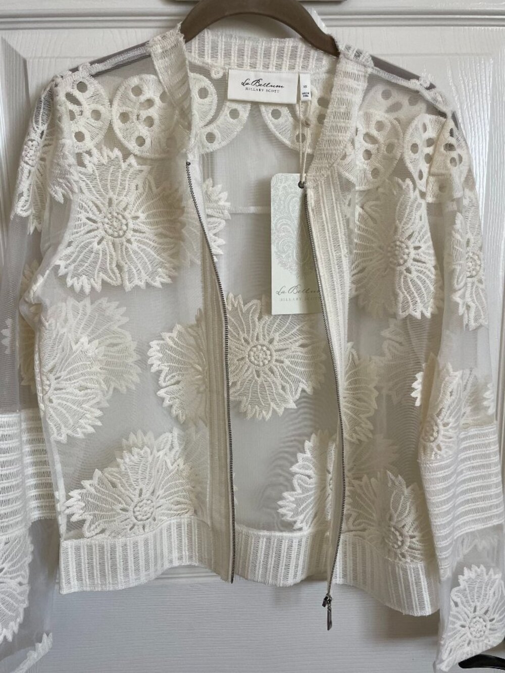 NEW Ivory Sheer Floral Jacket Topper Full Zip La Bellum Hillary Scott XS